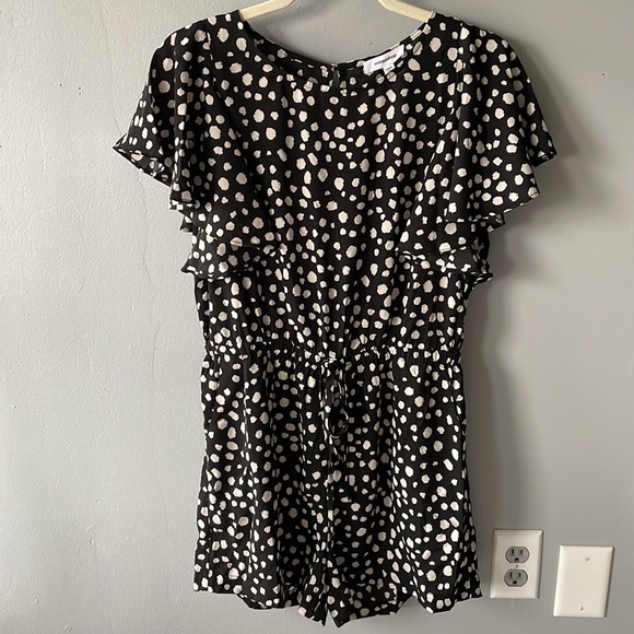 Cheetah Romper - Picture 4 of 6